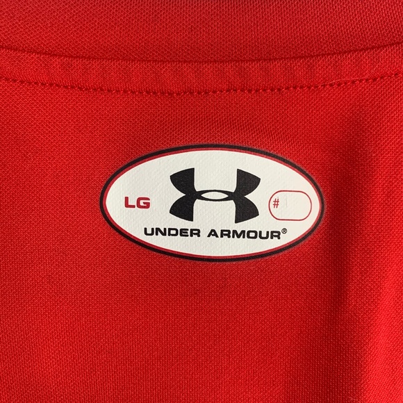 Under Armour Athletic Shirt - Picture 3 of 3
